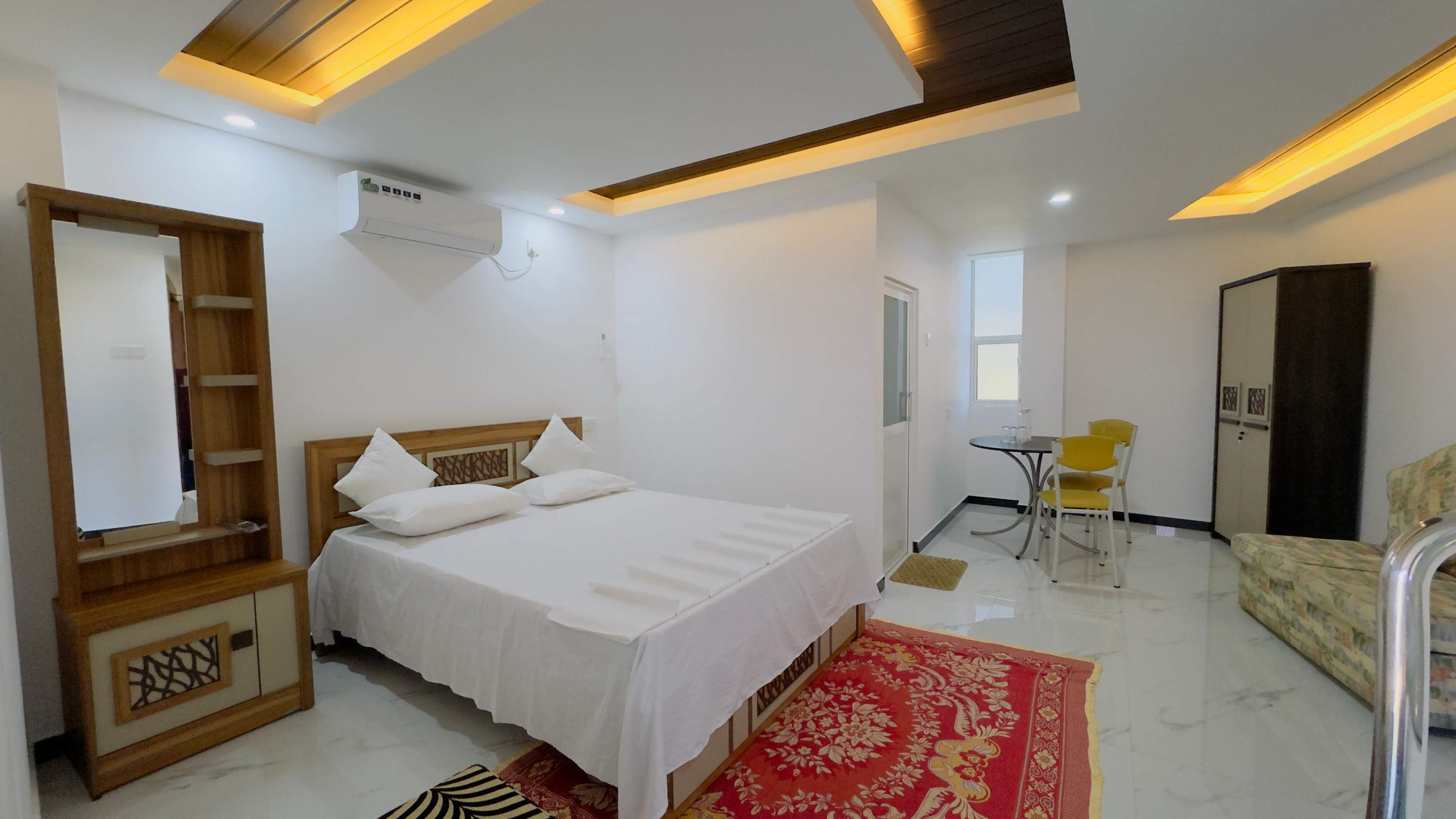 Room Bed